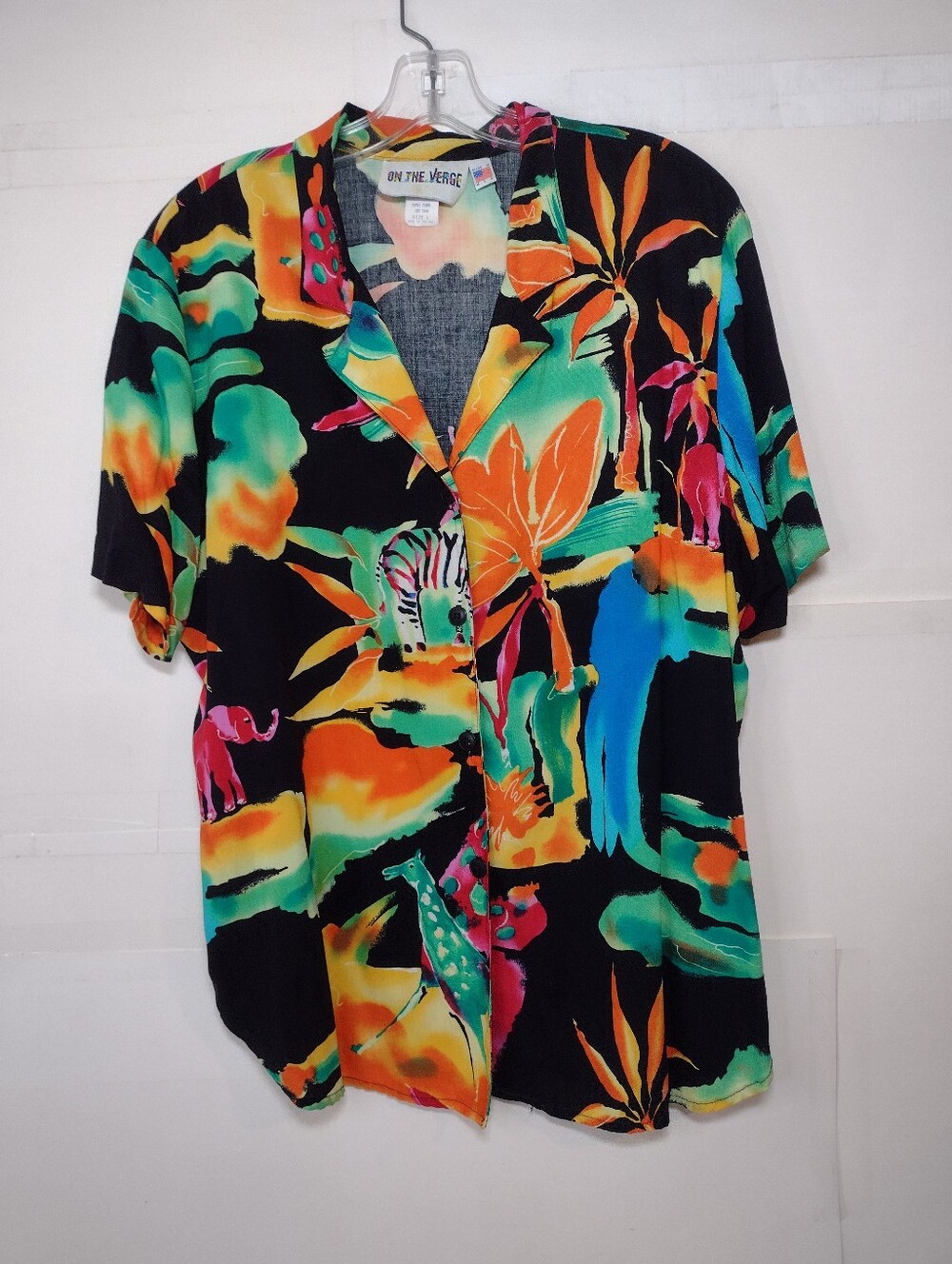 On The Verge Black Tropical Animal Print Button Shirt Vintage (L)